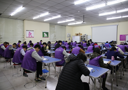 徐州哪家宠物美容培训院校可以学修耳