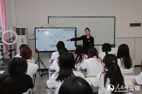 欧曼谛时尚美业教育 塑造 美丽职业 让学生拥有一技之长